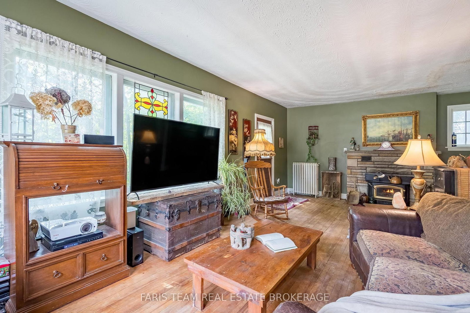 338 Gloucester Street • Midland, ON photo 14