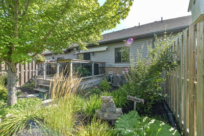 111 Lucy Lane • Orillia, ON photo 4