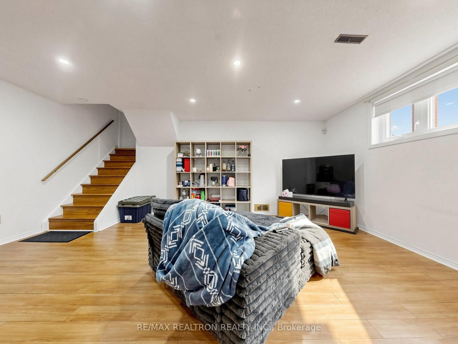 101 Chieftain Crescent • Barrie, ON photo 33