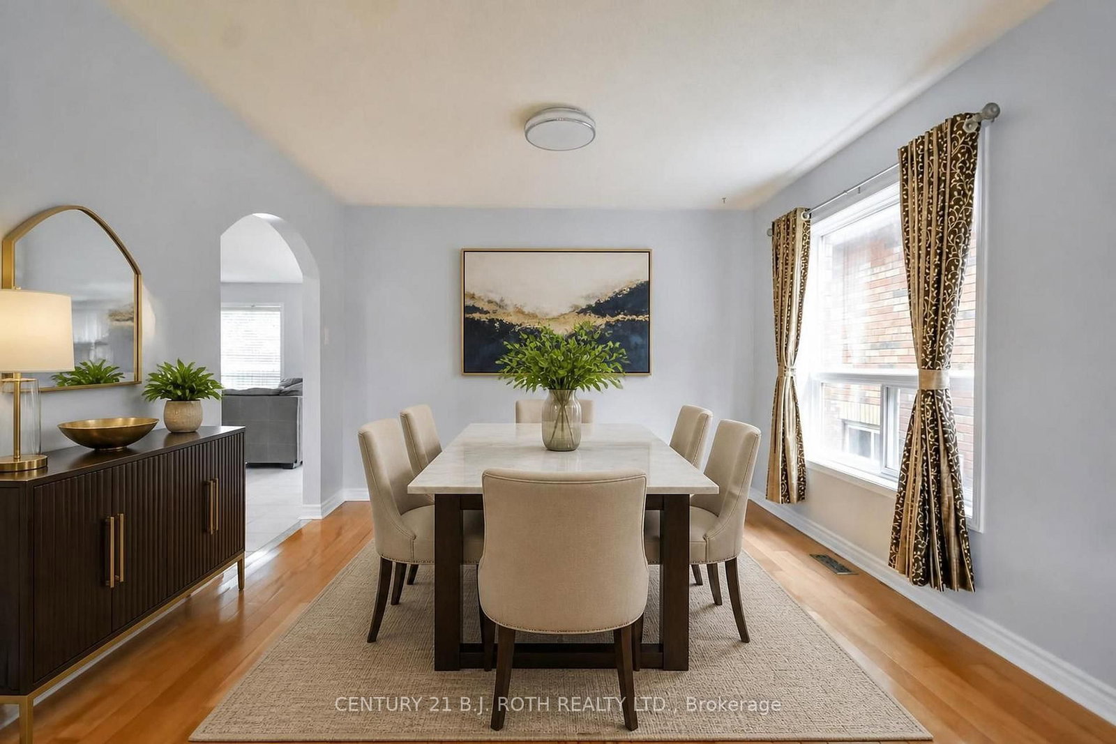 17 CROMPTON Drive • Barrie, ON photo 13