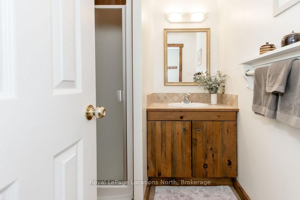 112 Escarpment Crescent • Collingwood, ON photo 18