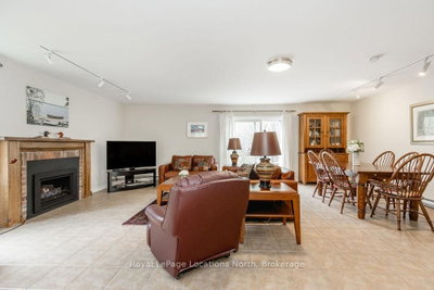 112 Escarpment Crescent • Collingwood, ON photo 8