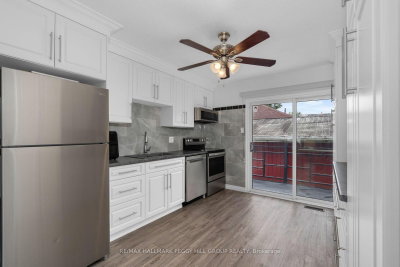 379 Wardell Street • Tay, ON photo 5