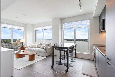 39 Mary Street • Barrie, ON photo 6