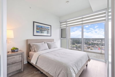 39 Mary Street • Barrie, ON photo 9