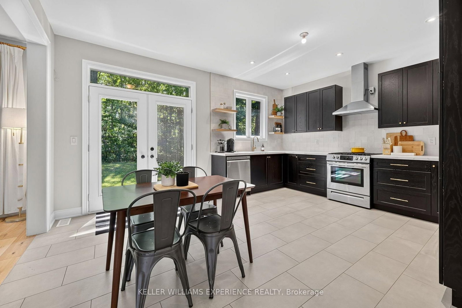 25 Atlantis Drive • Orillia, ON photo 16