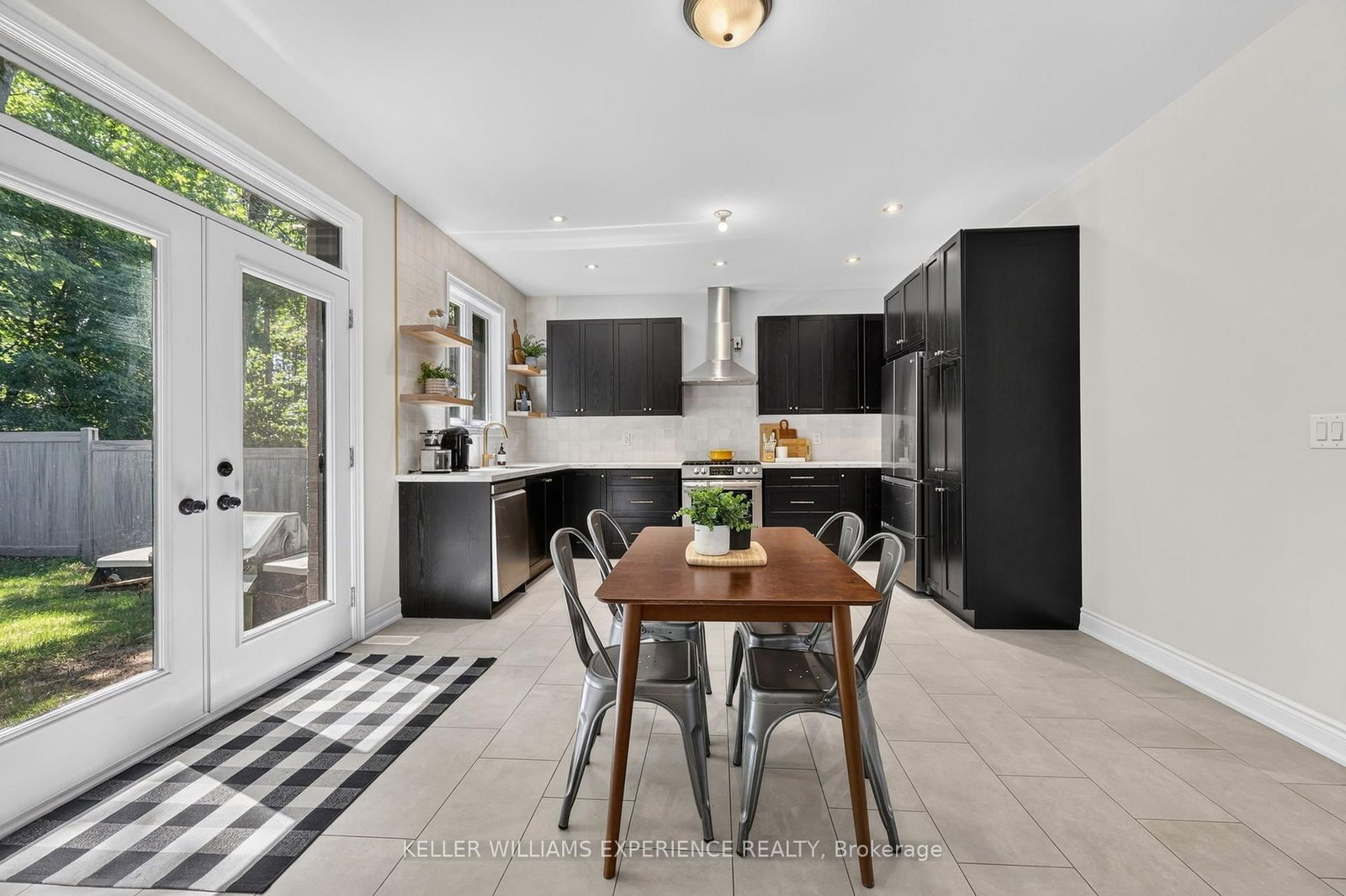 25 Atlantis Drive • Orillia, ON photo 17