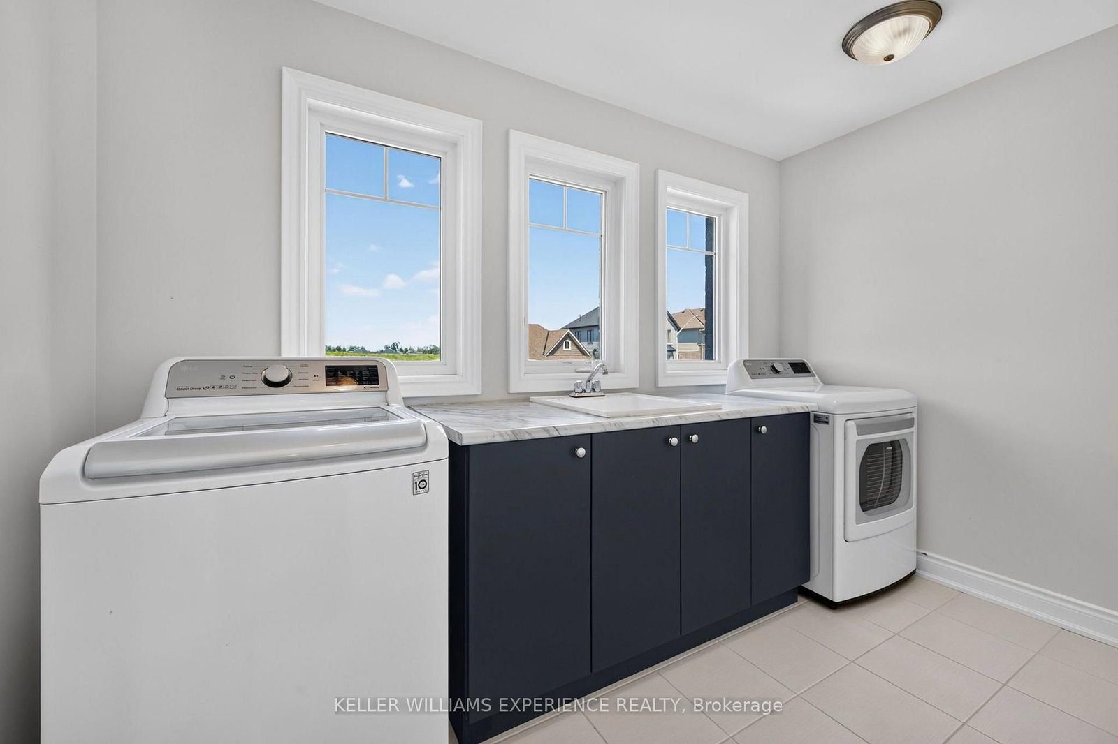 25 Atlantis Drive • Orillia, ON photo 39