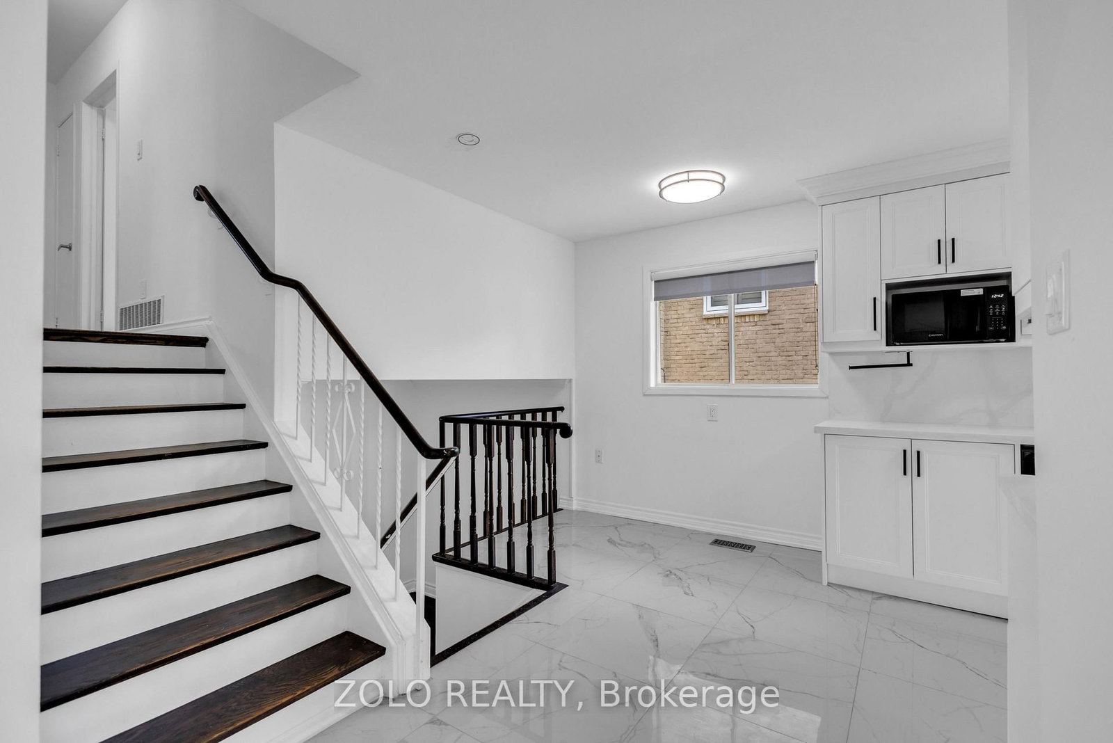 43 Davies Crescent • Barrie, ON photo 11