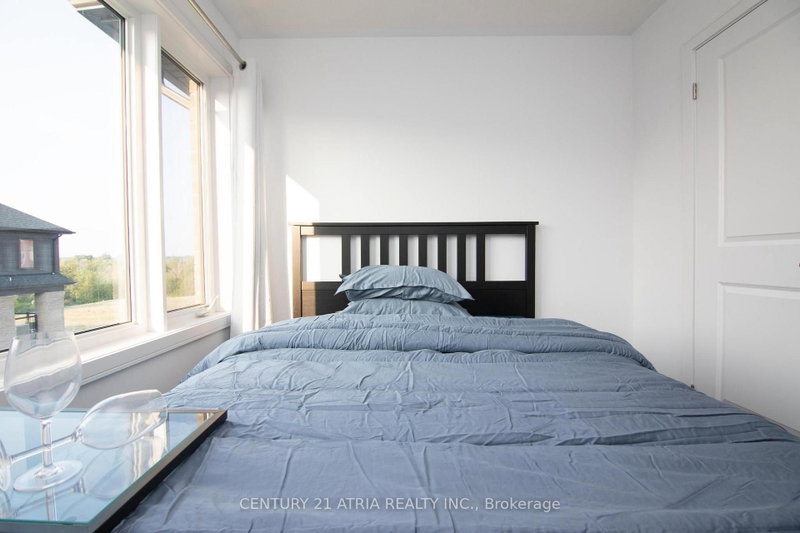 103 Appletree Lane N photo 4