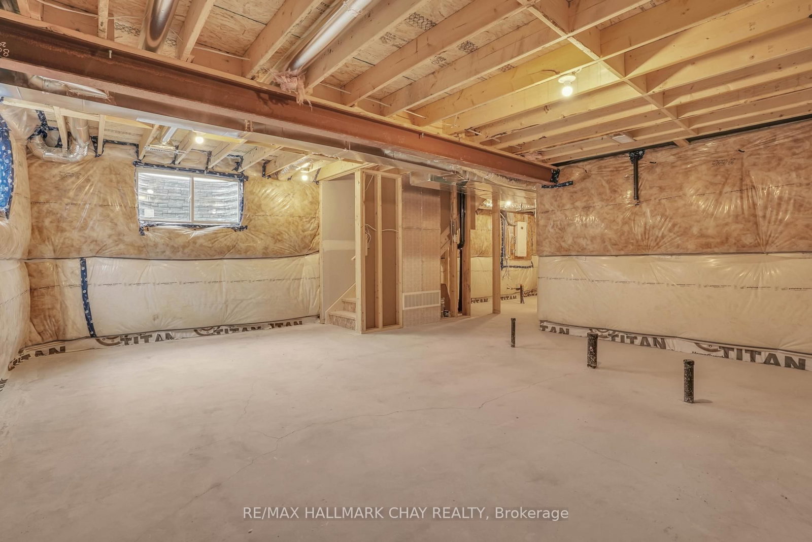 36 Strath Crescent • Springwater, ON photo 20