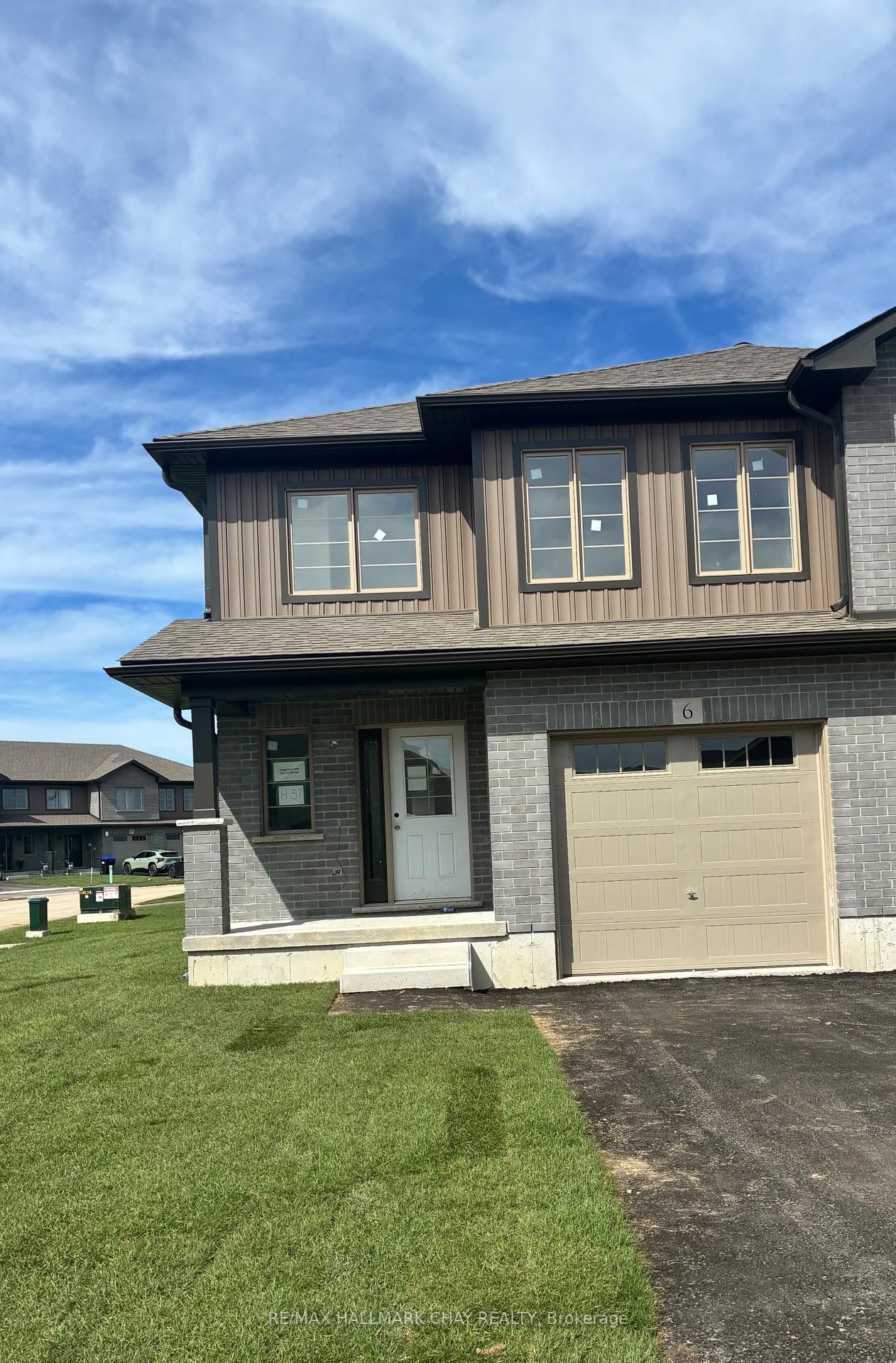 Townhouse for sale at 6 Beverly Street, Springwater, Ontario, L0L 1P0 - Elmvale - MLS: S13763446