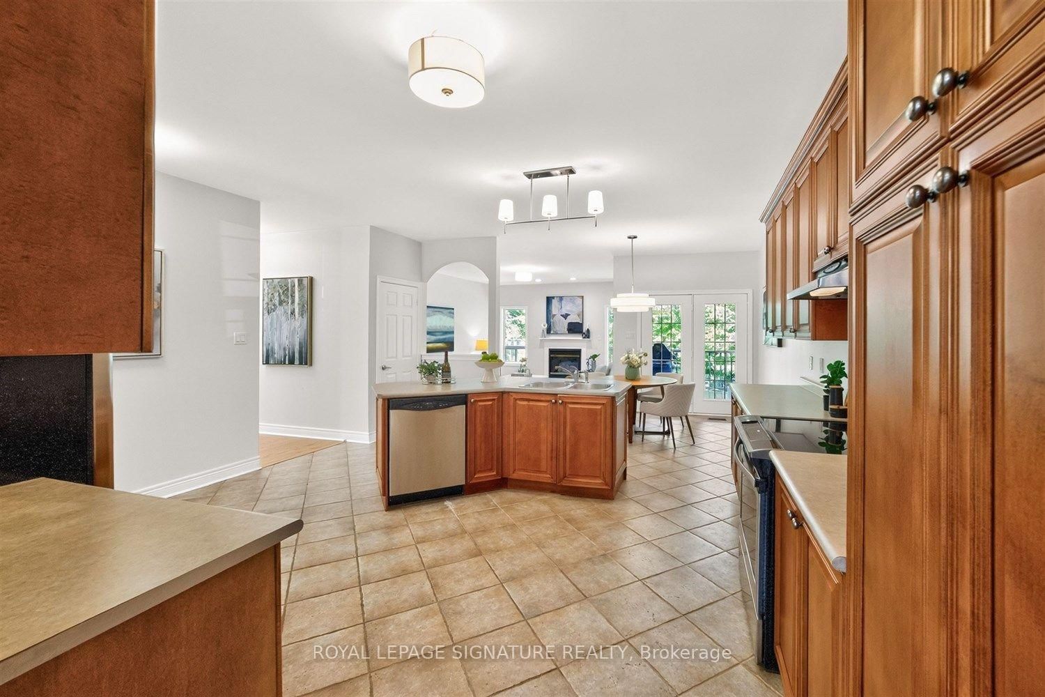 10 Purt Court • Barrie, ON photo 13