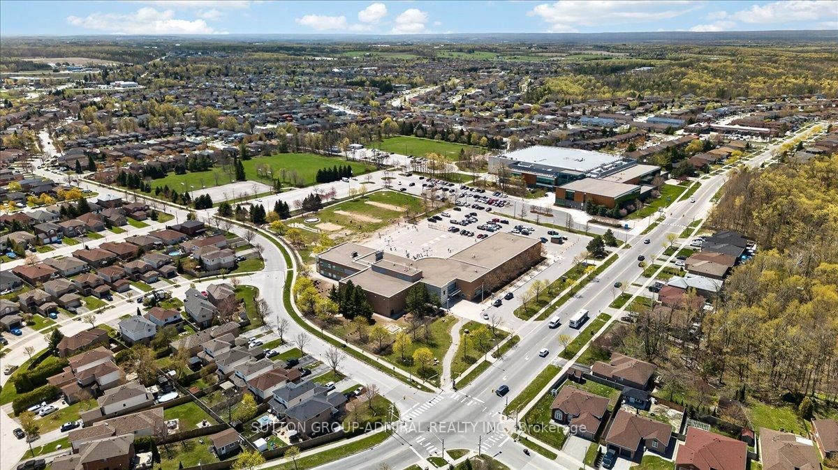 6 White Crescent • Barrie, ON photo 40