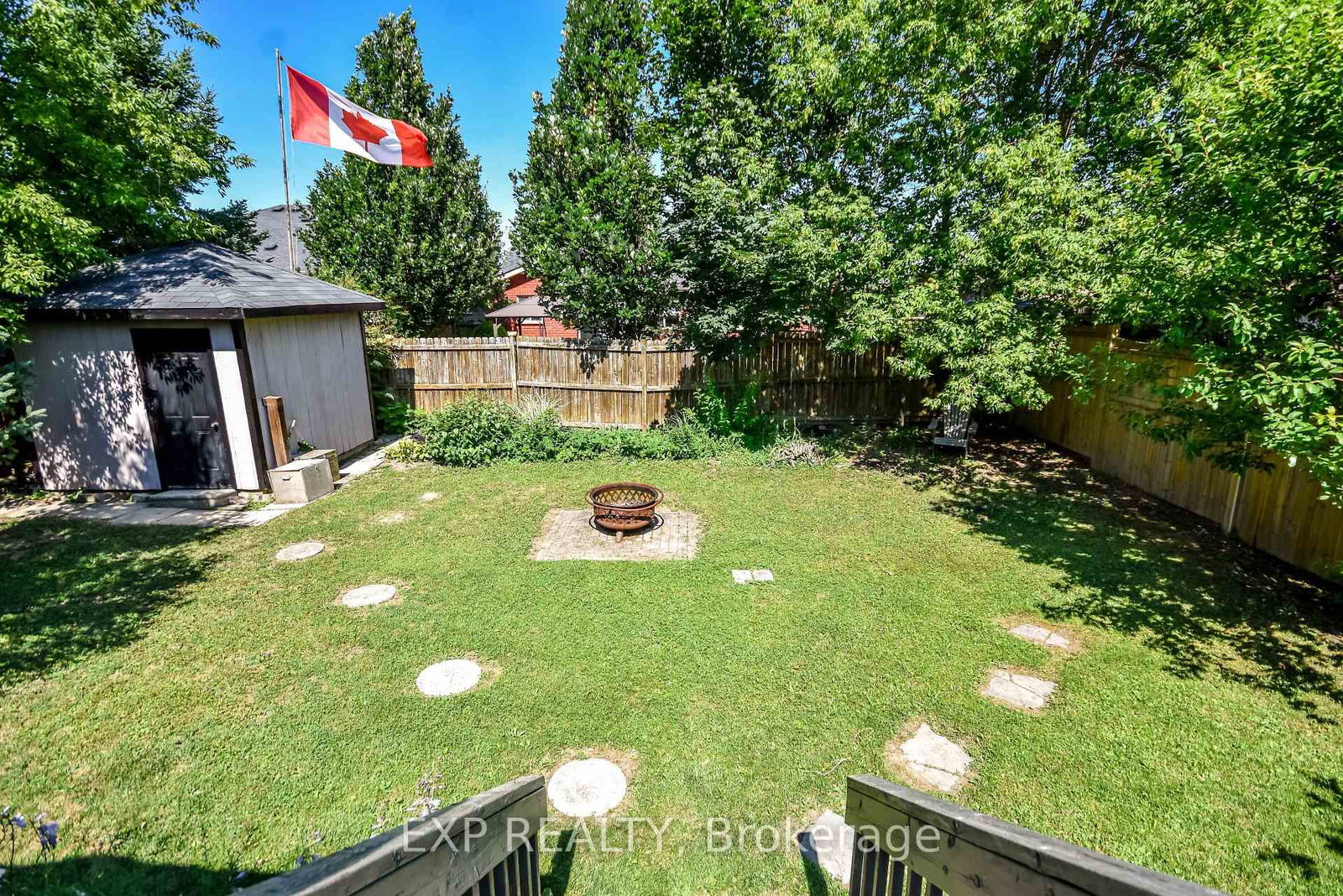 7 Hunter Court • Springwater, ON photo 25