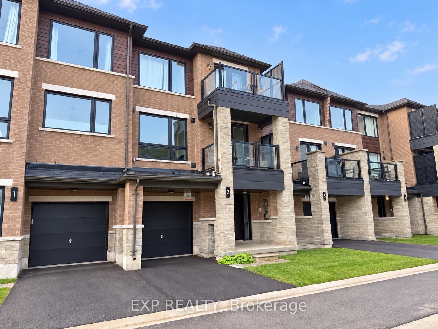 3 Red Maple Lane, Barrie 3