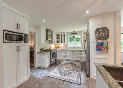 1220 Birchcliffe Crescent • Severn, ON photo 9