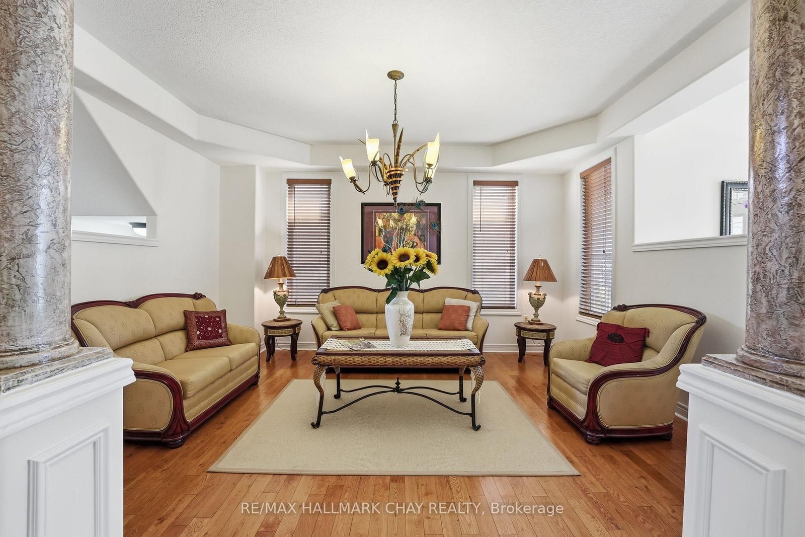 12 Parisian Crescent • Barrie, ON photo 11