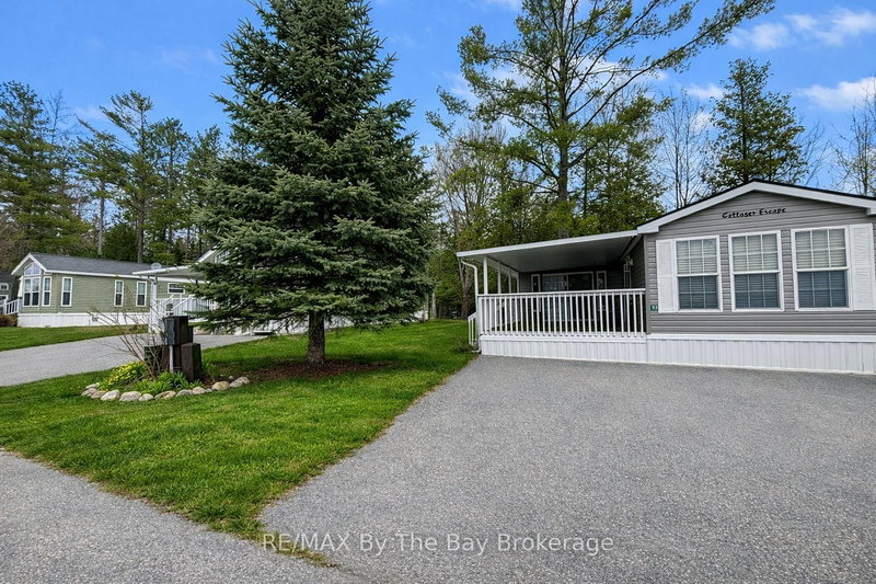 83 MADAWASKA Trail