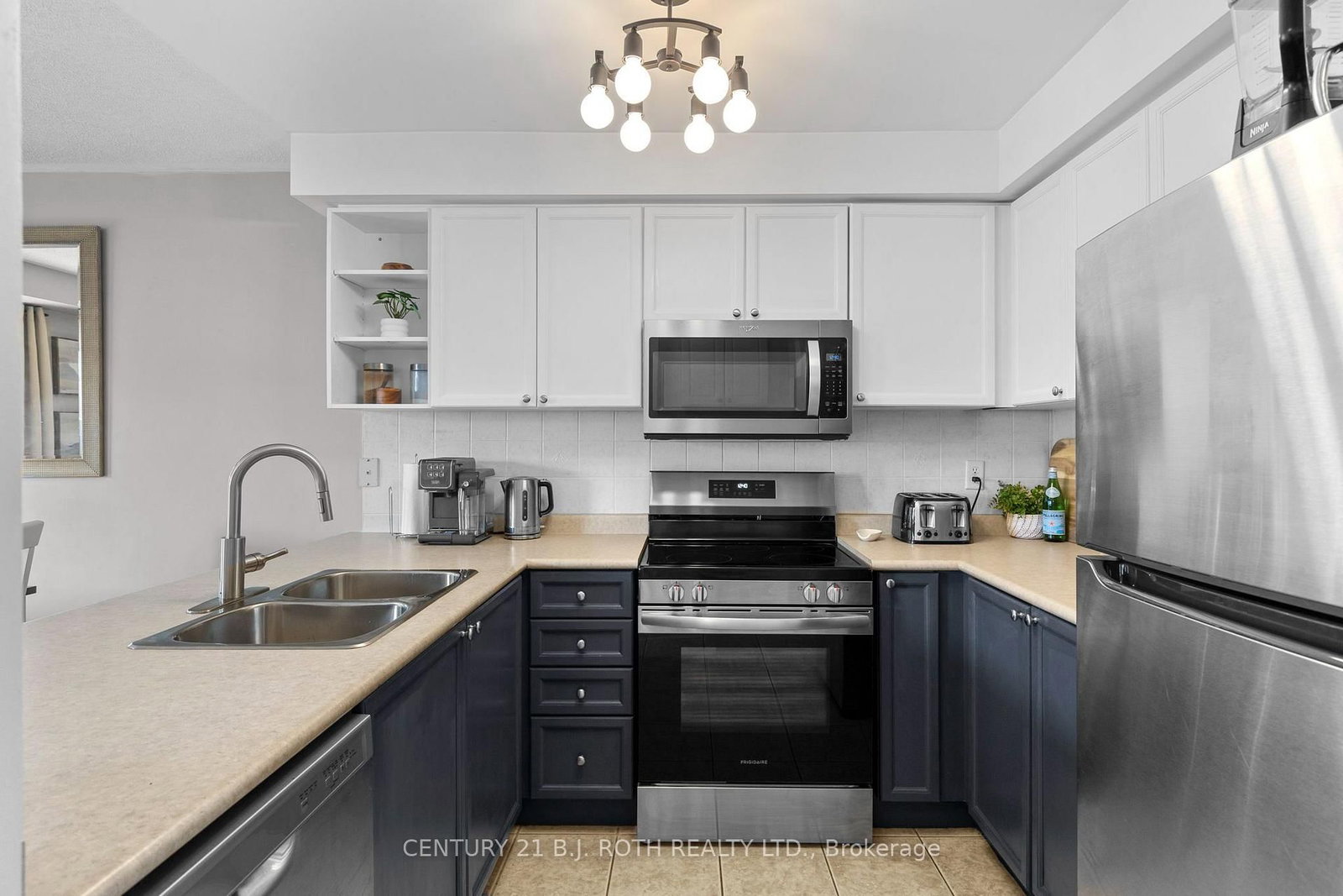 22 Ridwell Street • Barrie, ON photo 10