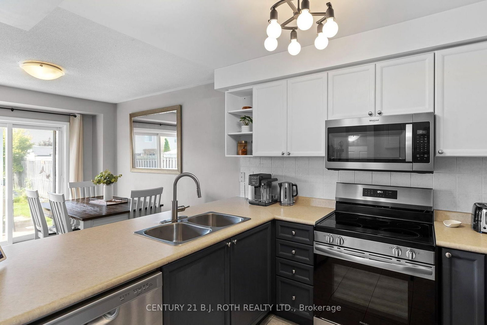 22 Ridwell Street • Barrie, ON photo 12