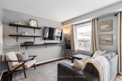 22 Ridwell Street • Barrie, ON photo 6