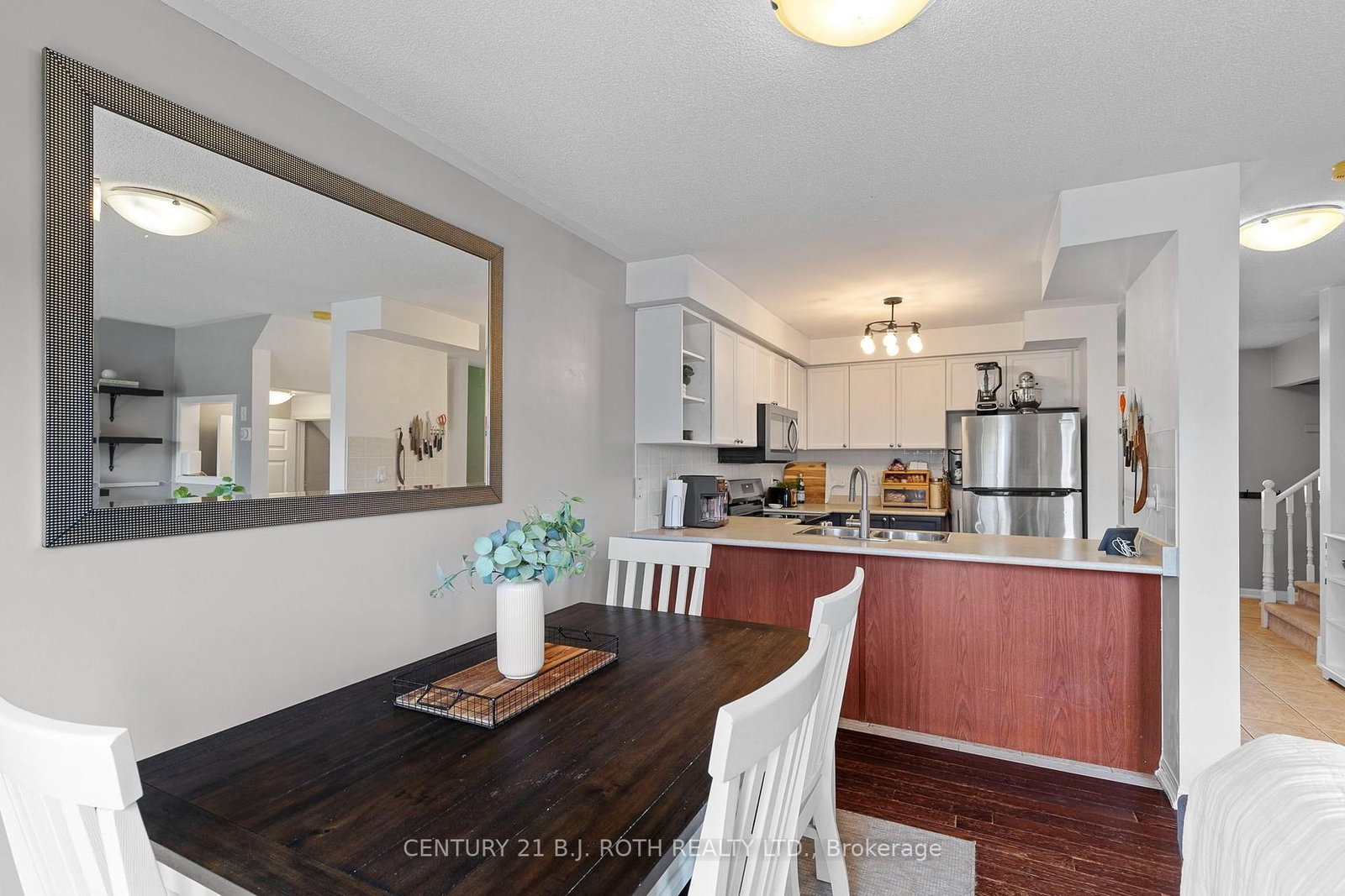 22 Ridwell Street • Barrie, ON photo 9