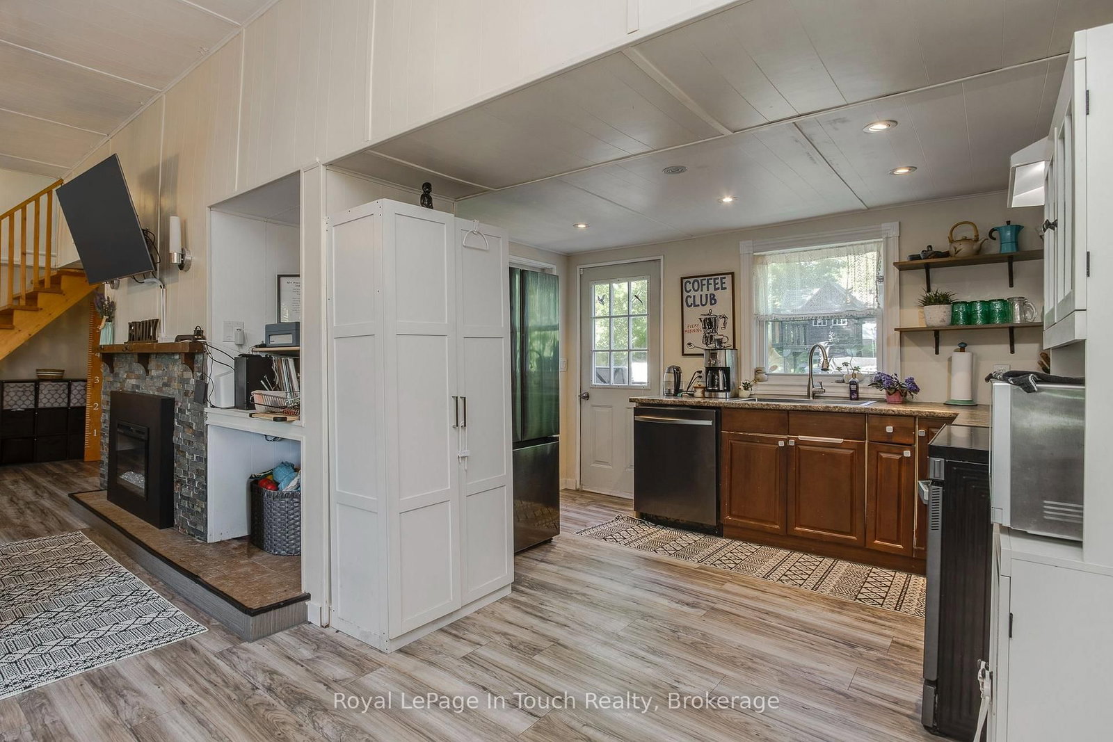 198 Limestone Road • Tay, ON photo 13