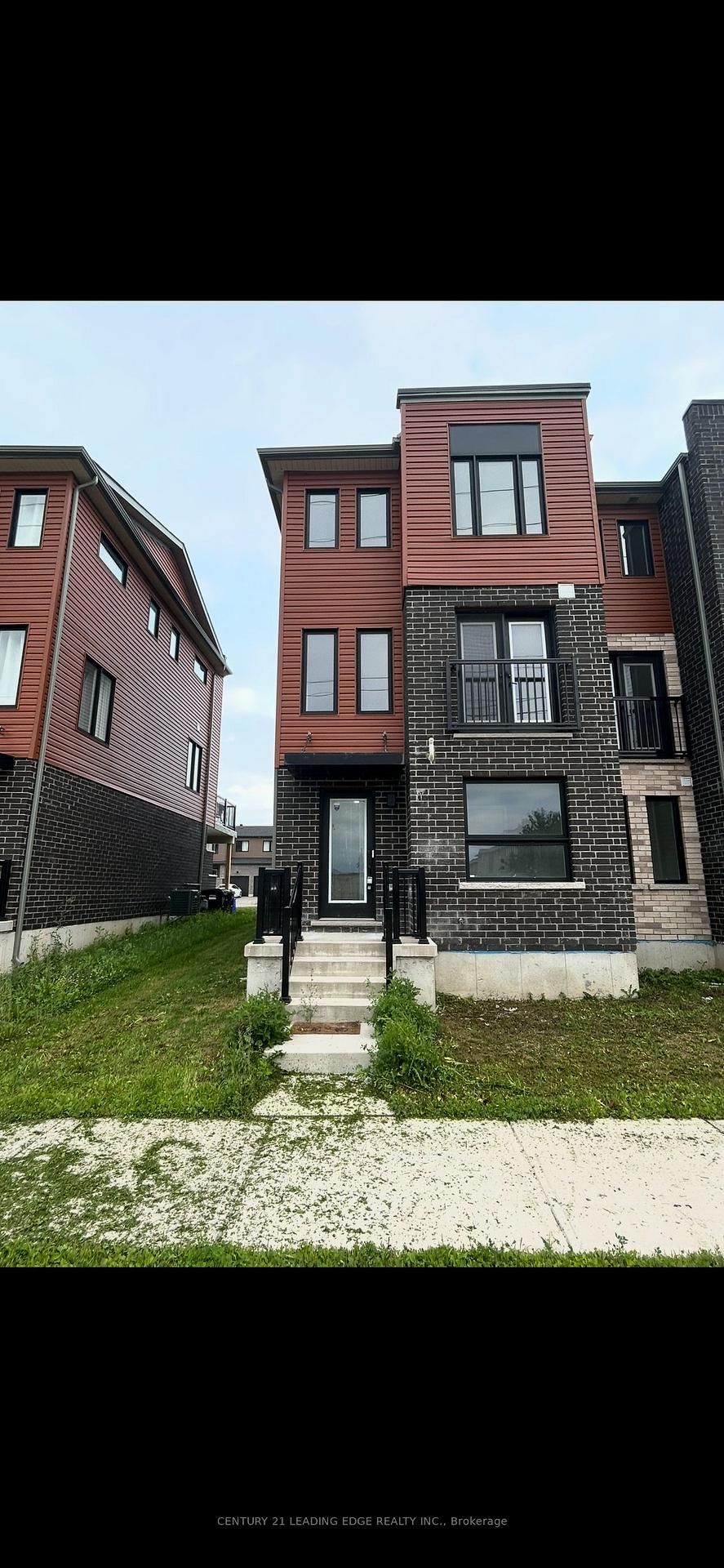 109 Fairlane Avenue S • Barrie, ON photo 13