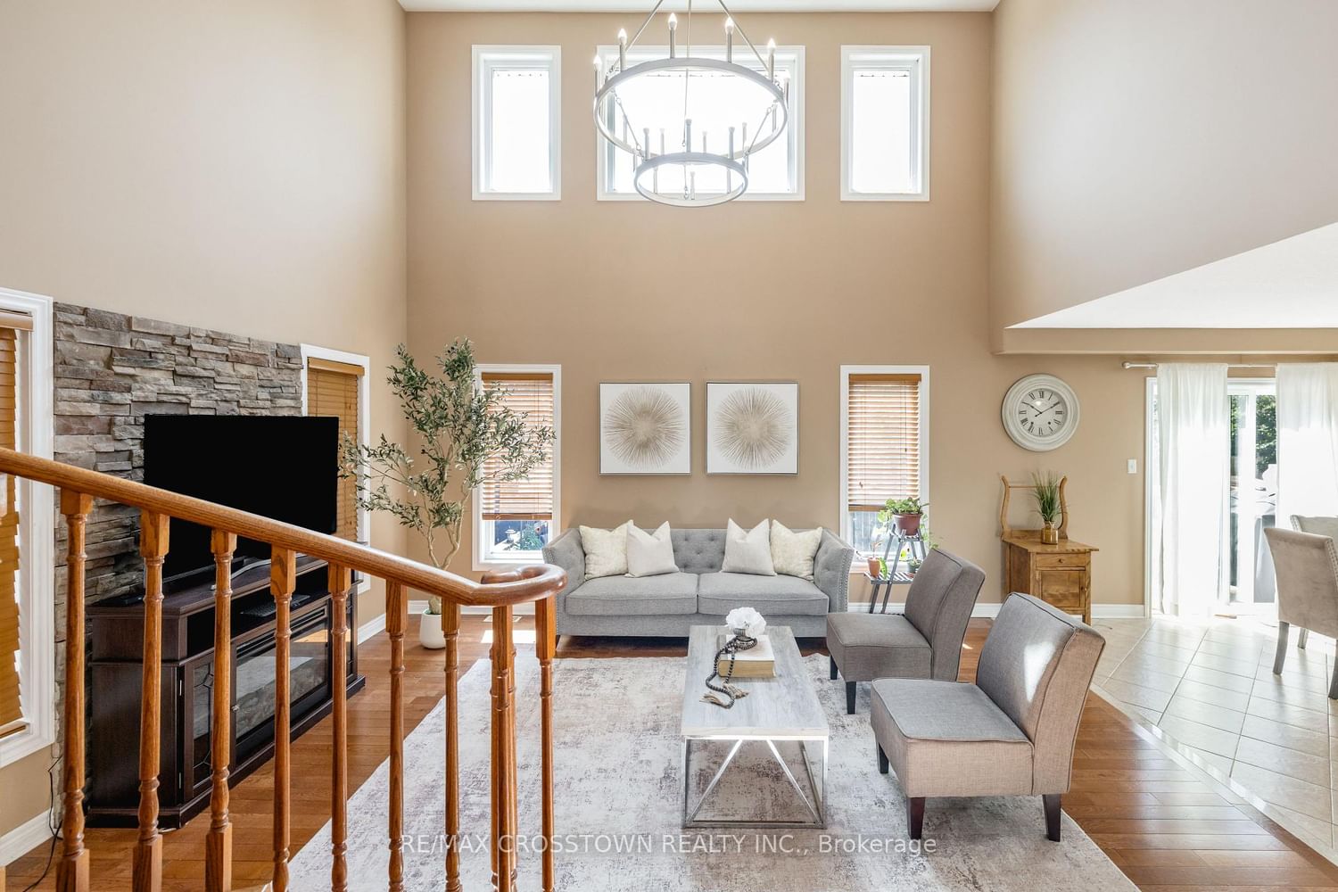 89 Sovereign's Gate • Barrie, ON photo 16