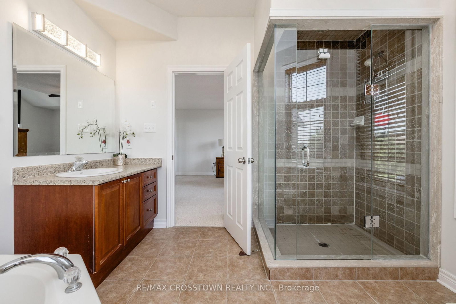 89 Sovereign's Gate • Barrie, ON photo 28