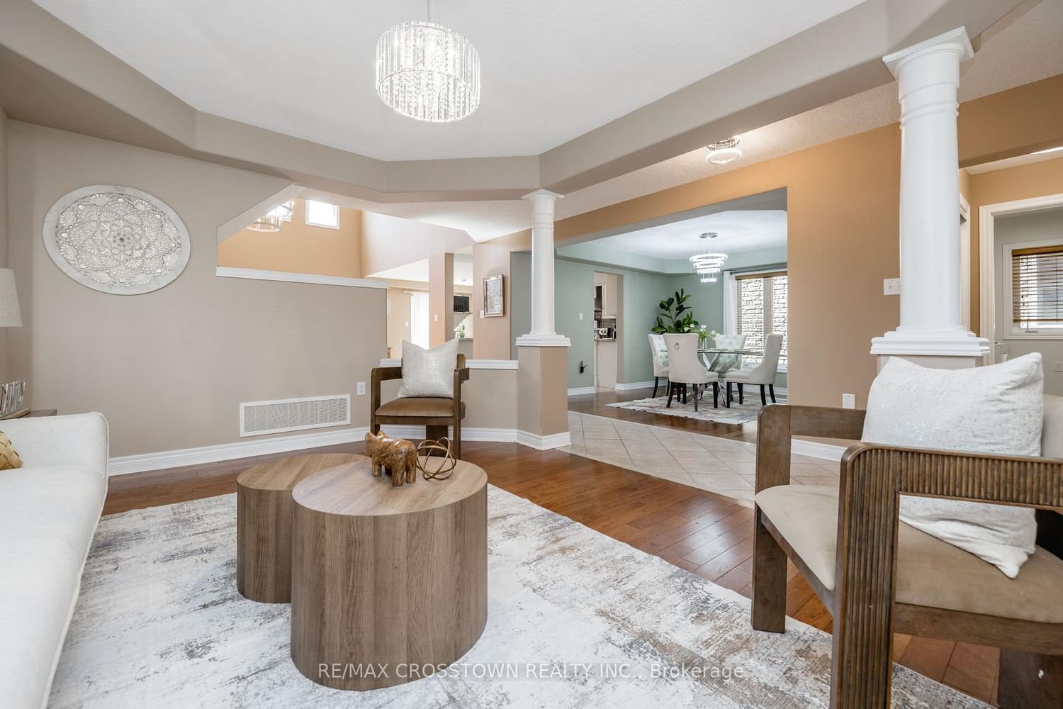 89 Sovereign's Gate • Barrie, ON photo 9