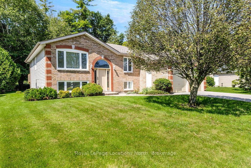 40 Fairway Crescent