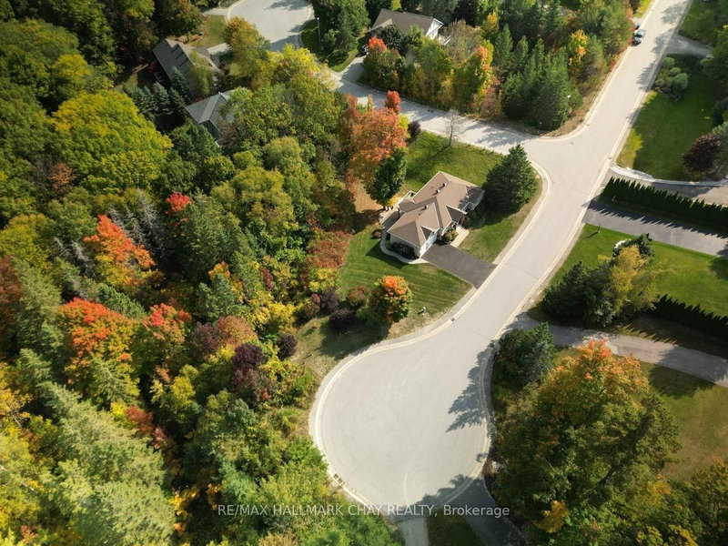 32 Valleycrest Drive
