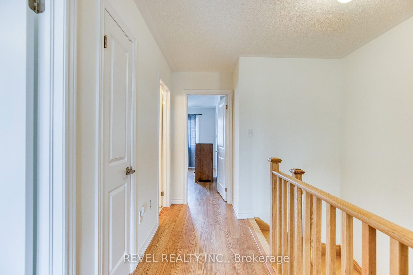12 Hylton Drive • Barrie, ON photo 20
