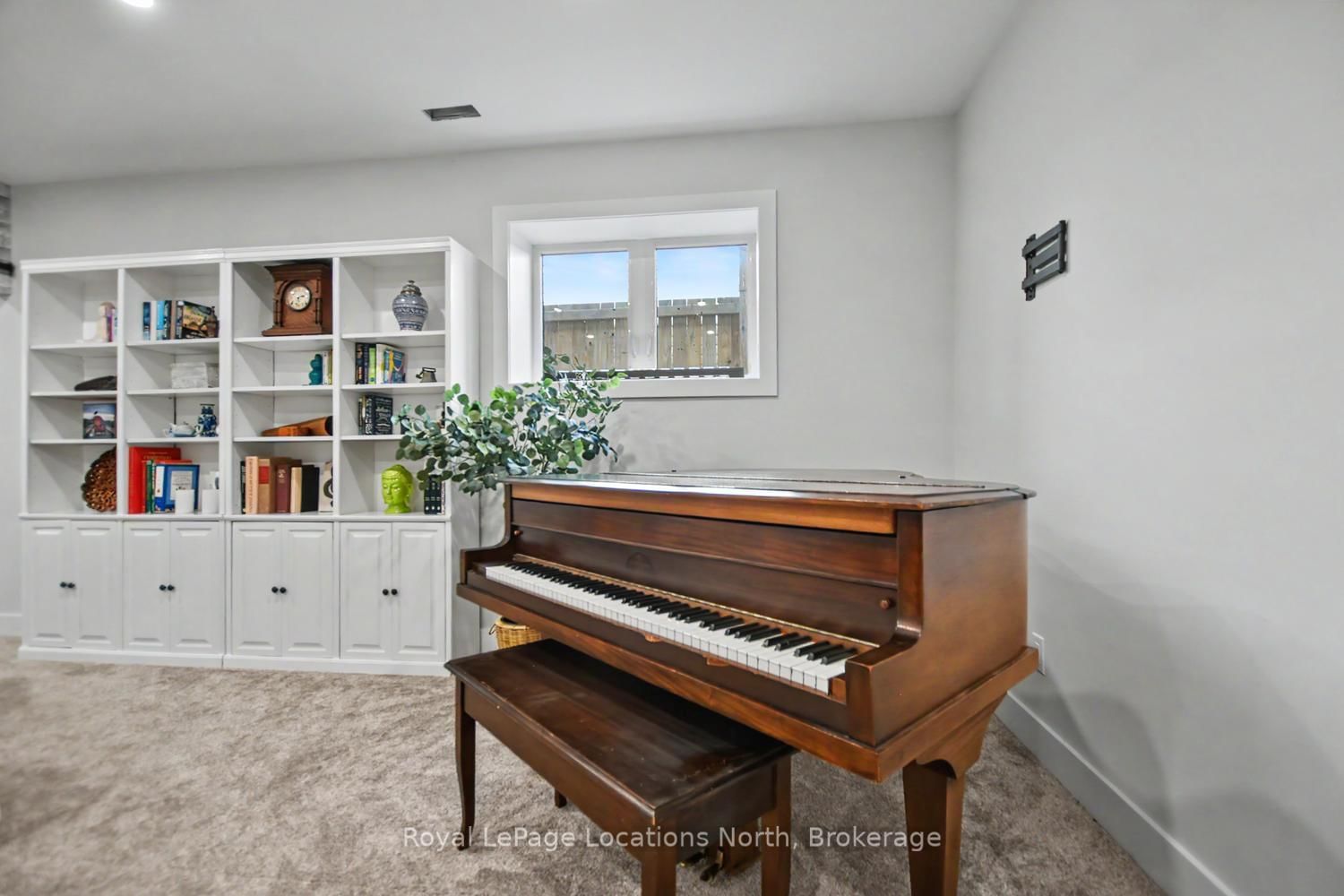 64 49th Street N • Wasaga Beach, ON photo 37