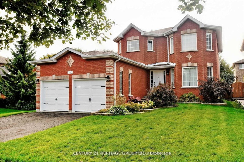 482 Ferndale Drive N