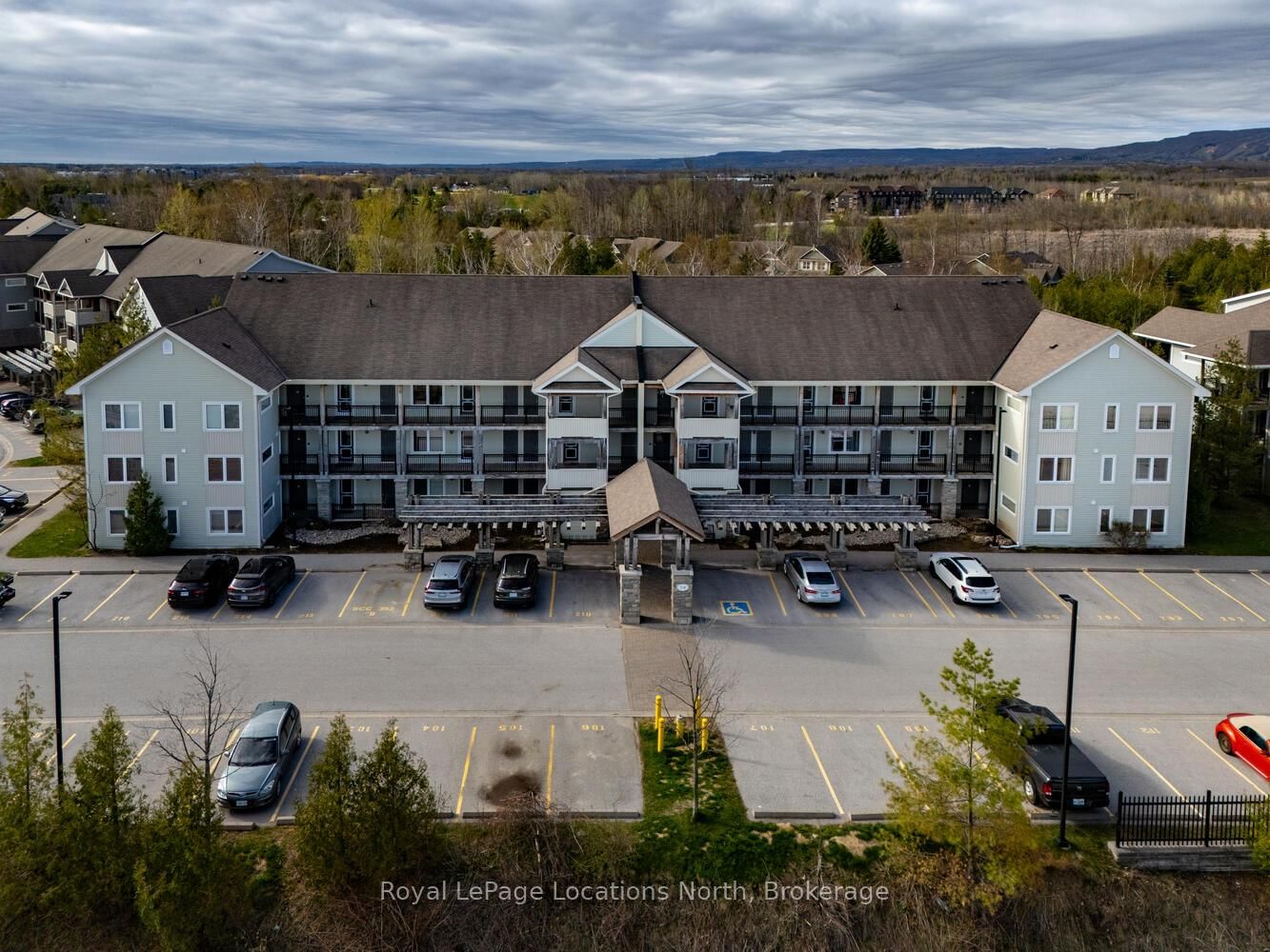 6 BRANDY LANE Drive • #208 • Collingwood, ON photo 36