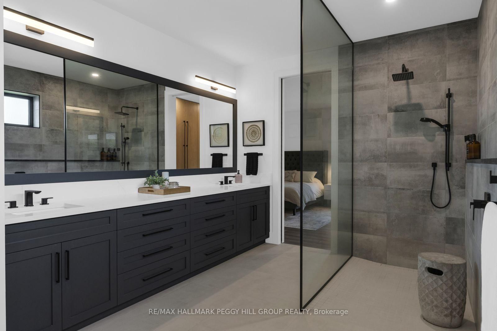 1016 Lakeshore Road E • Oro-Medonte, ON photo 8