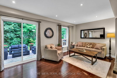 1018 Cook Drive • Midland, ON photo 6