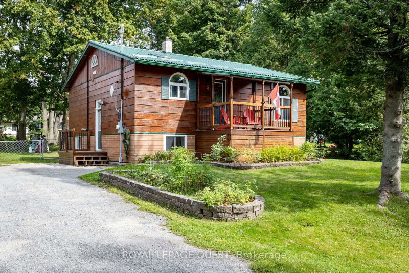 5 GLEN GROVE Avenue