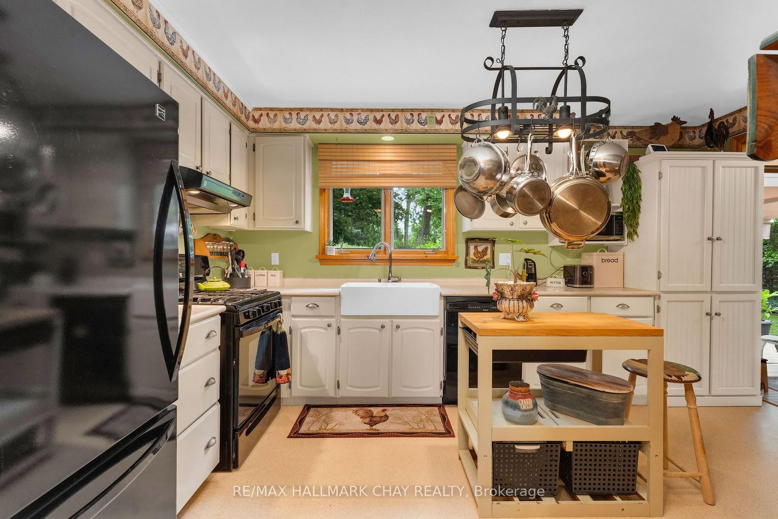 82 Fourth Street • Orillia, ON photo 11