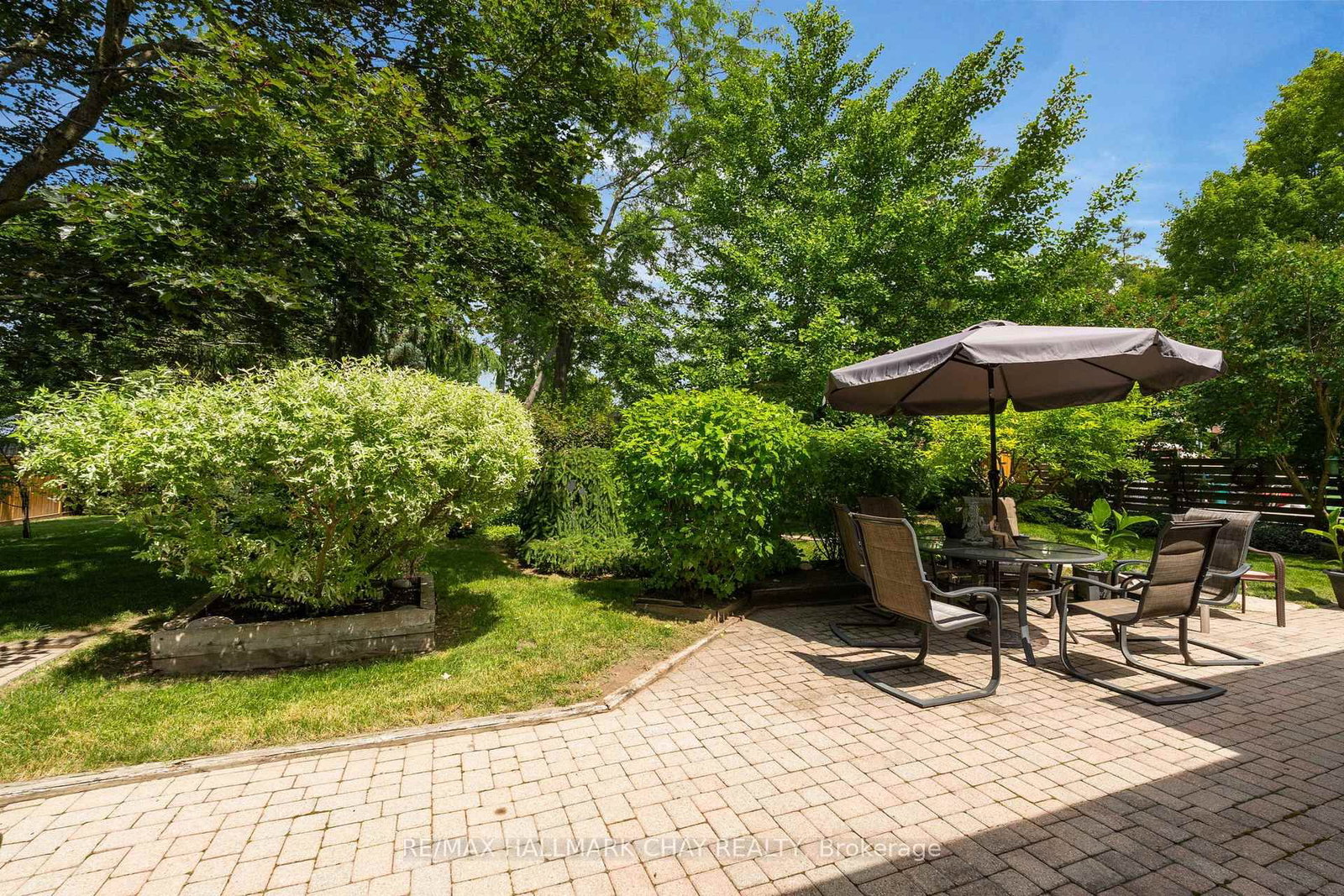82 Fourth Street • Orillia, ON photo 27