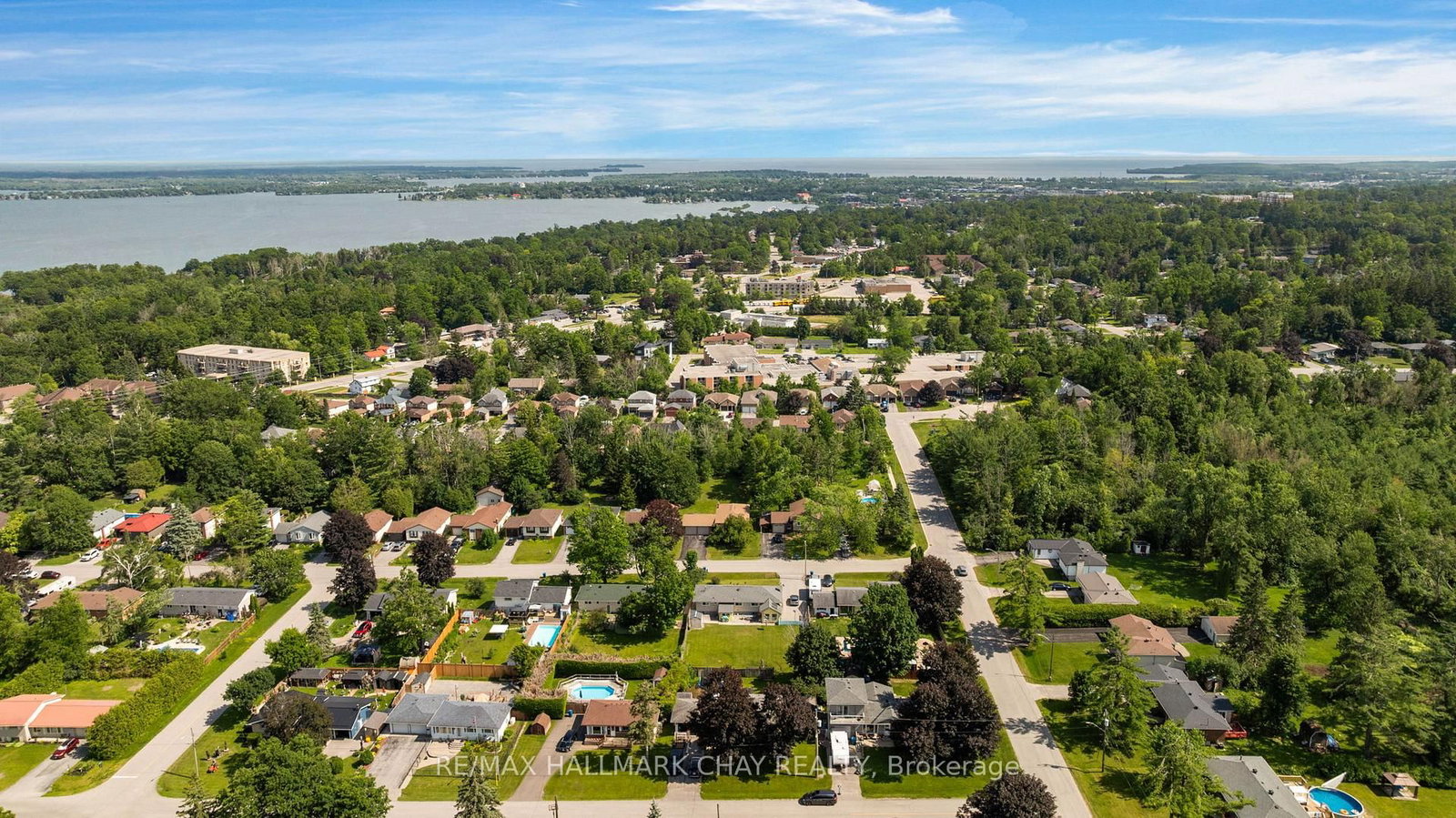 82 Fourth Street • Orillia, ON photo 39
