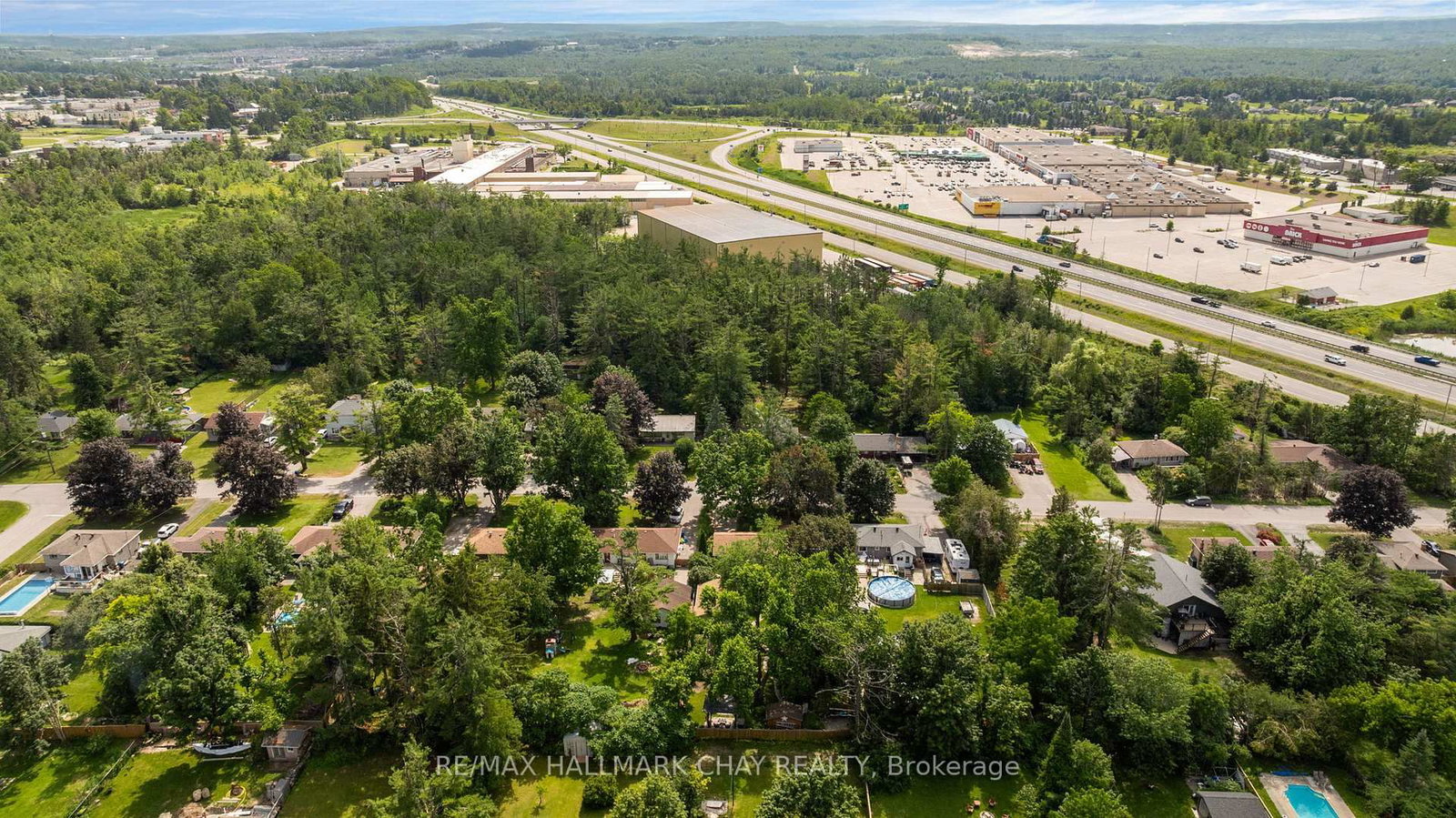 82 Fourth Street • Orillia, ON photo 40