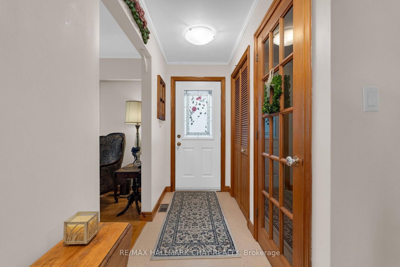 82 Fourth Street • Orillia, ON photo 5