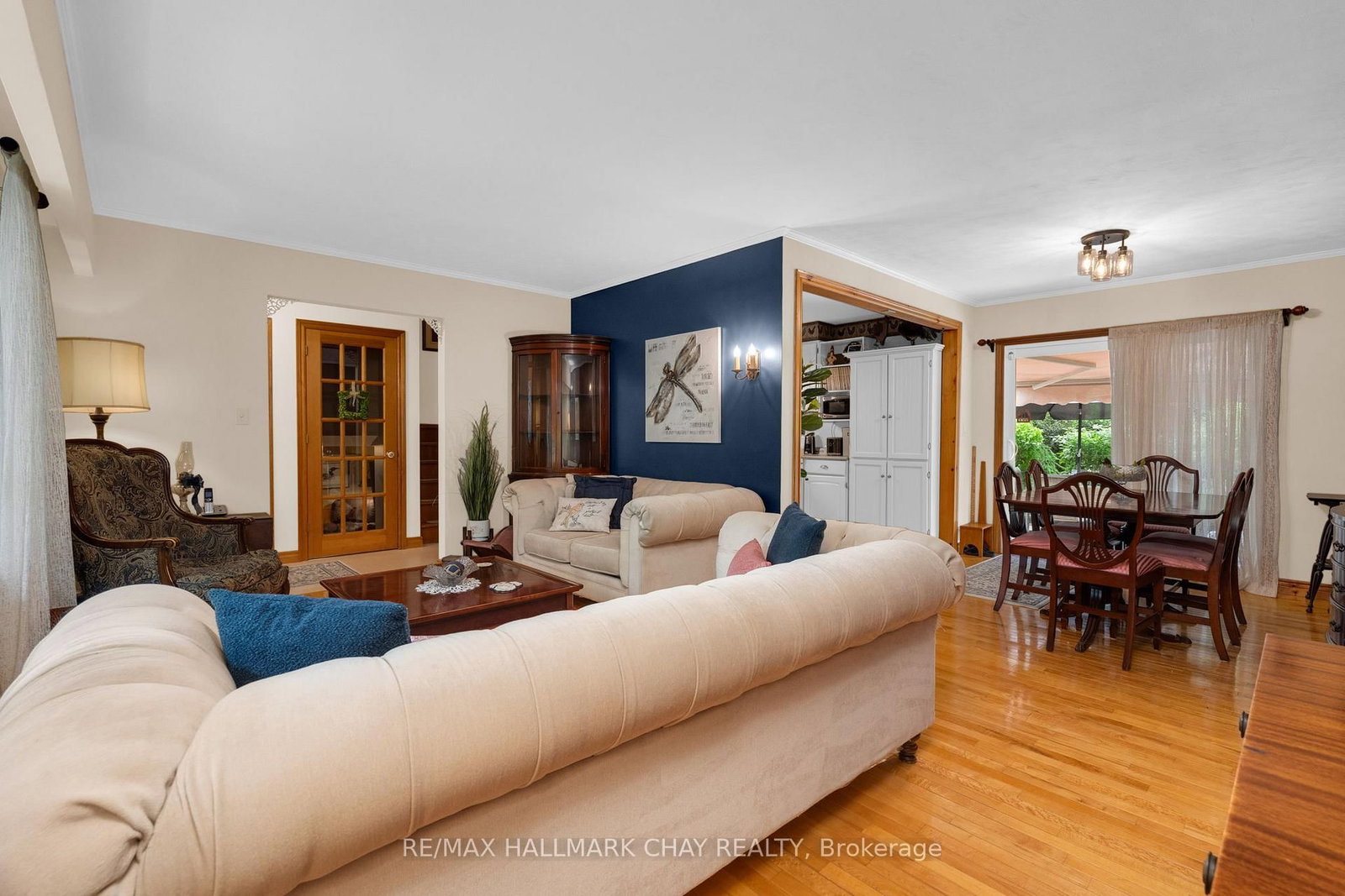 82 Fourth Street • Orillia, ON photo 8