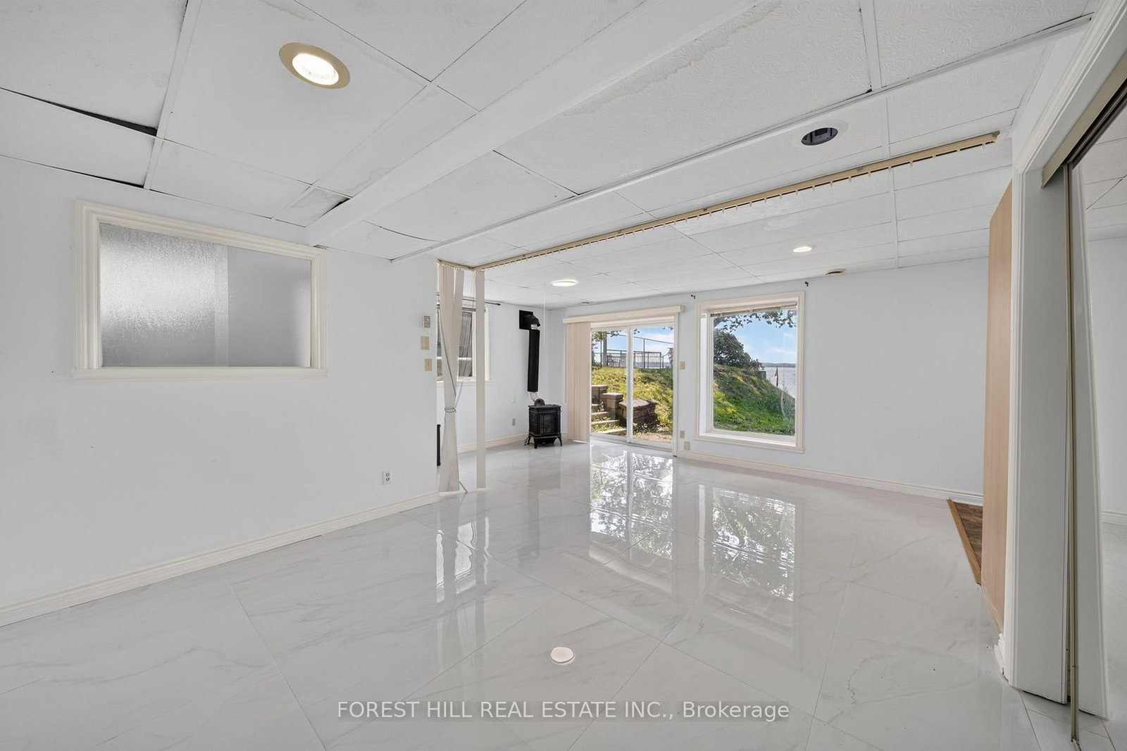 2999 Lakeside Drive • Severn, ON photo 19