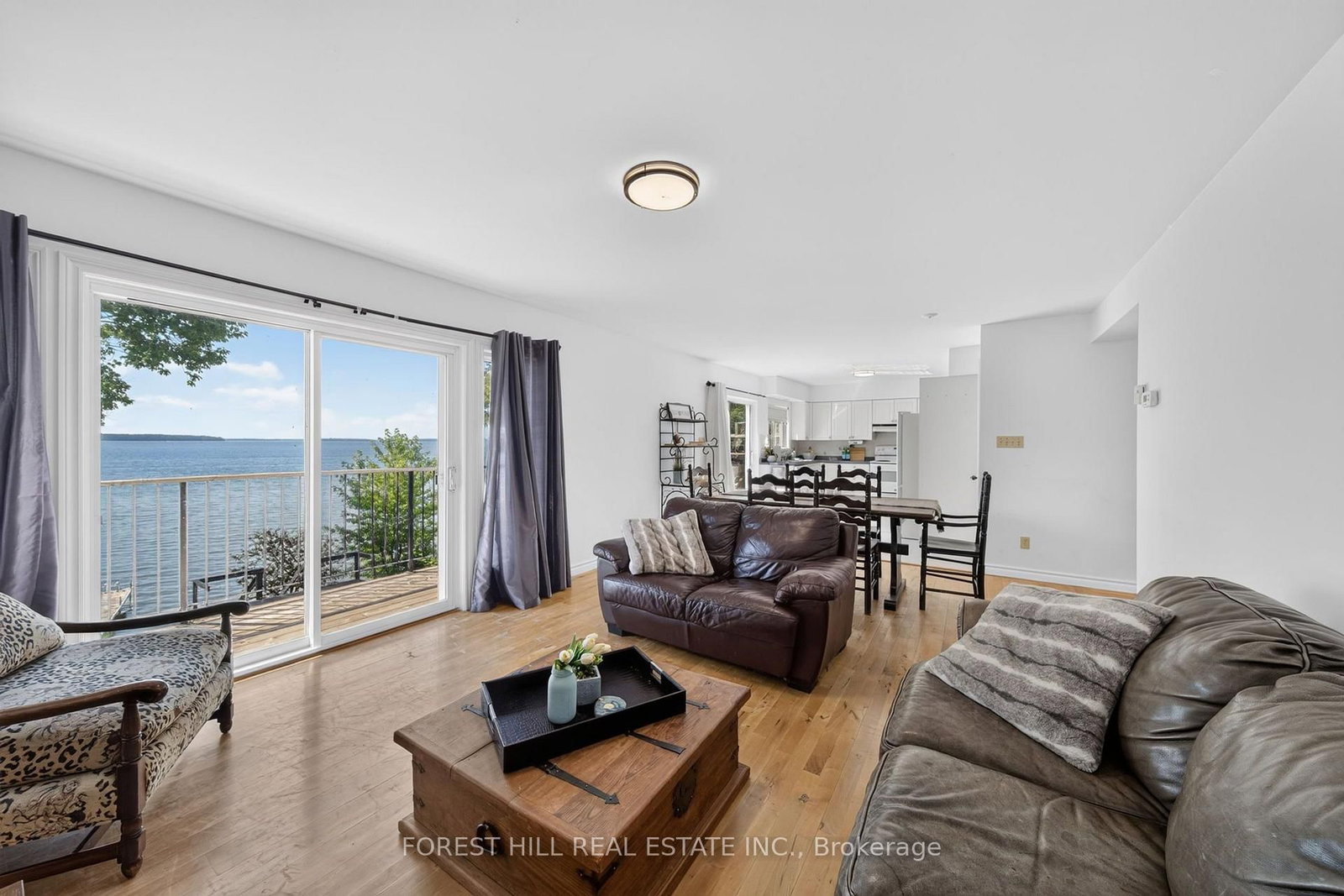 2999 Lakeside Drive • Severn, ON photo 5