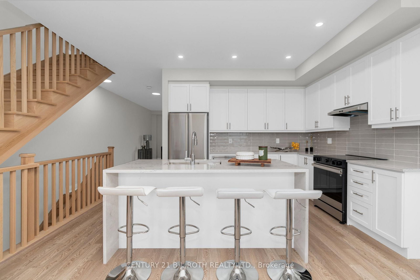 89 Lightfoot Drive • Orillia, ON photo 10